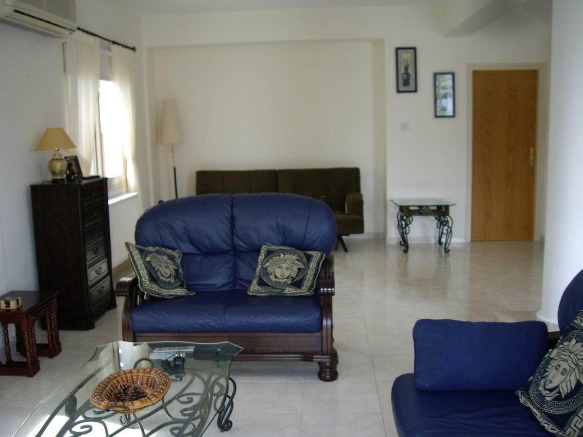 Frangipani Villa Paphos Exteriör bild